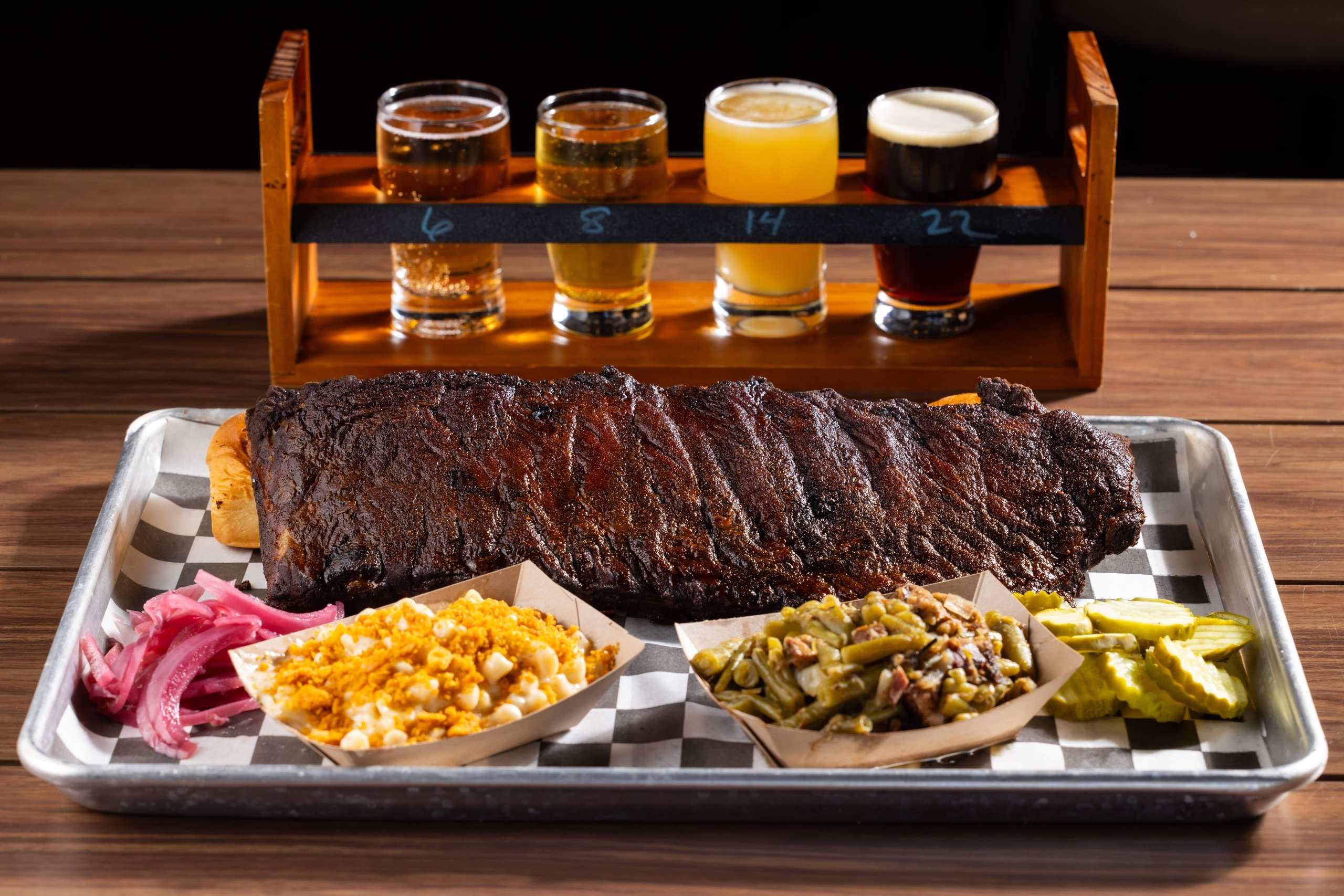 Black Drum Brewing's 1/2 rack of ribs with sweet rolls, mac & cheese, green beans and a beer flight